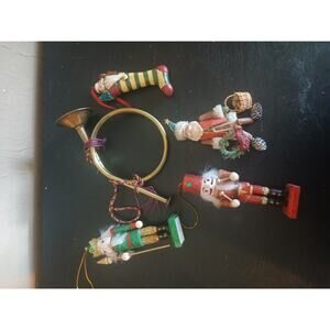 Collection of Five vintage Christmas tree ornaments